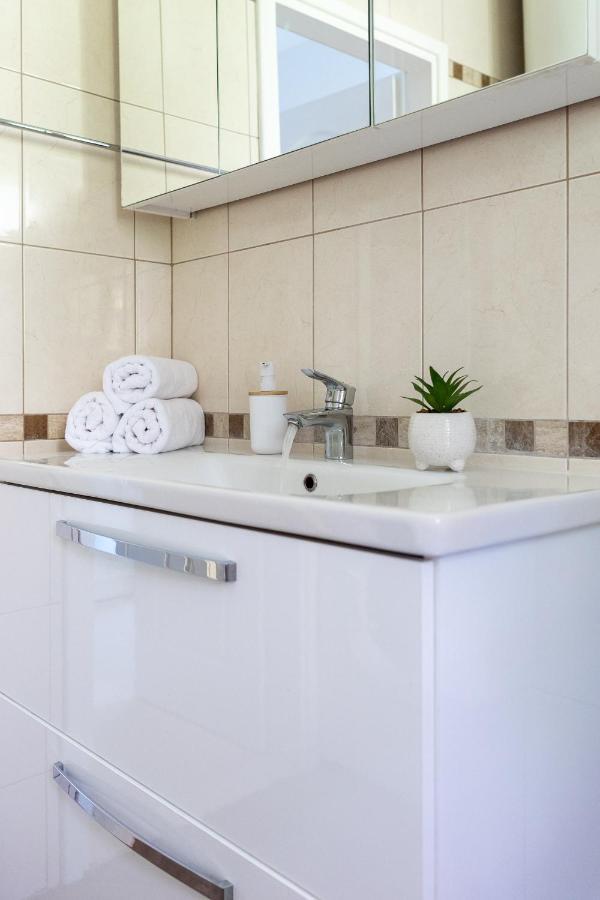 Sunspot Apartment - Beautiful View With Big Garden, Free Parking, Central Ragusa Esterno foto